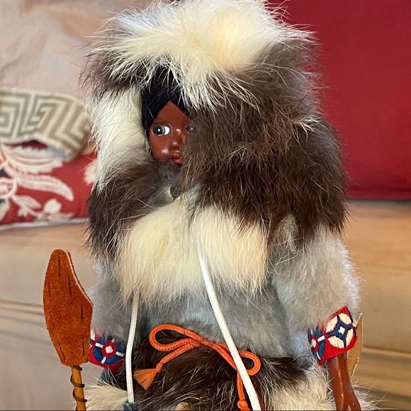 Indiem Art Eskimo - Picture 2 of 10